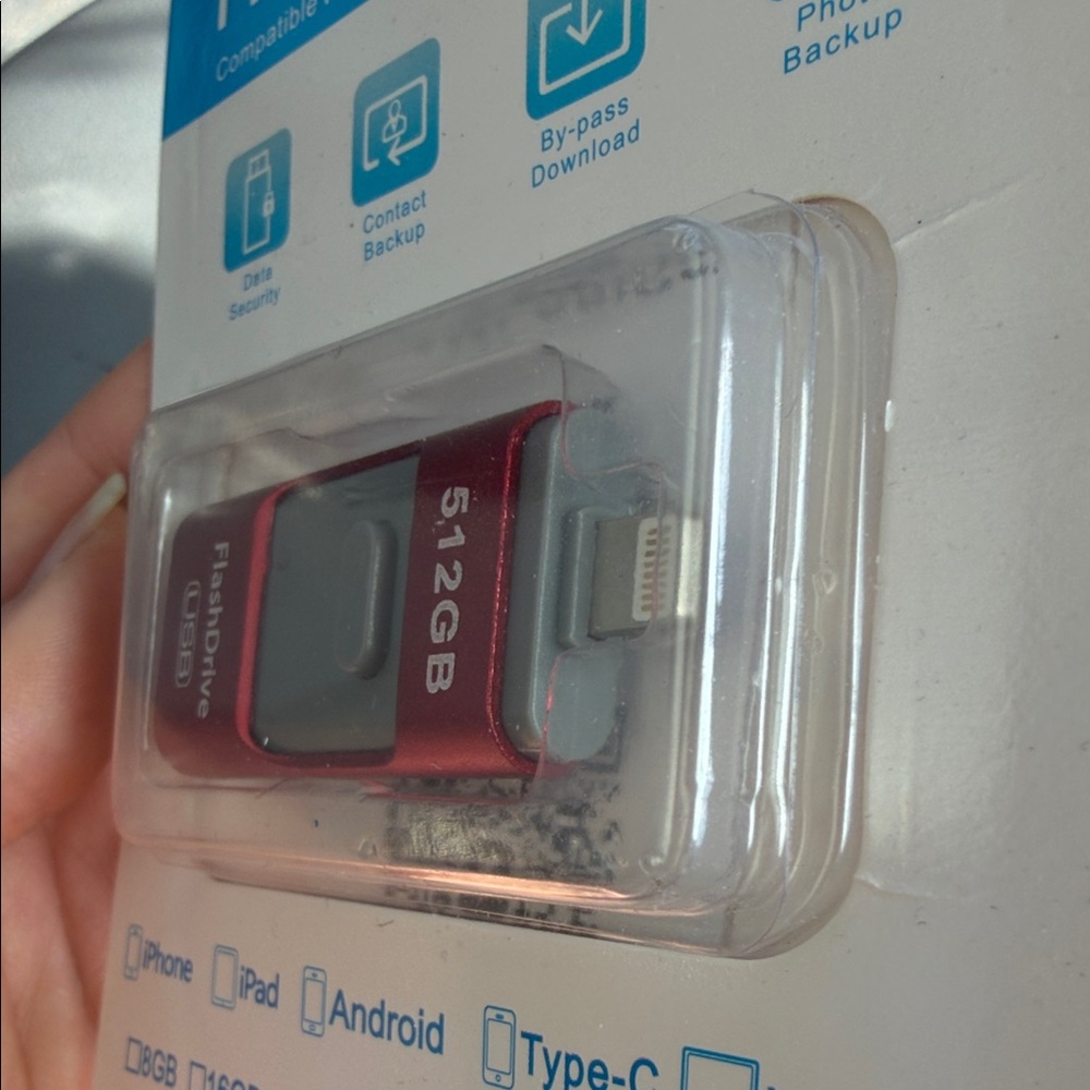 Red FlashDrive 512GB for iOS and Android - Picture 4 of 9